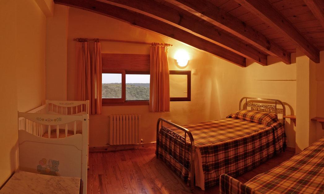Hotel Bilanayur Alberuela de la Liena Esterno foto